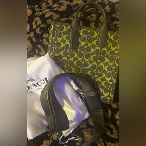 Coach Gotham Tall Tote 24 Army Green